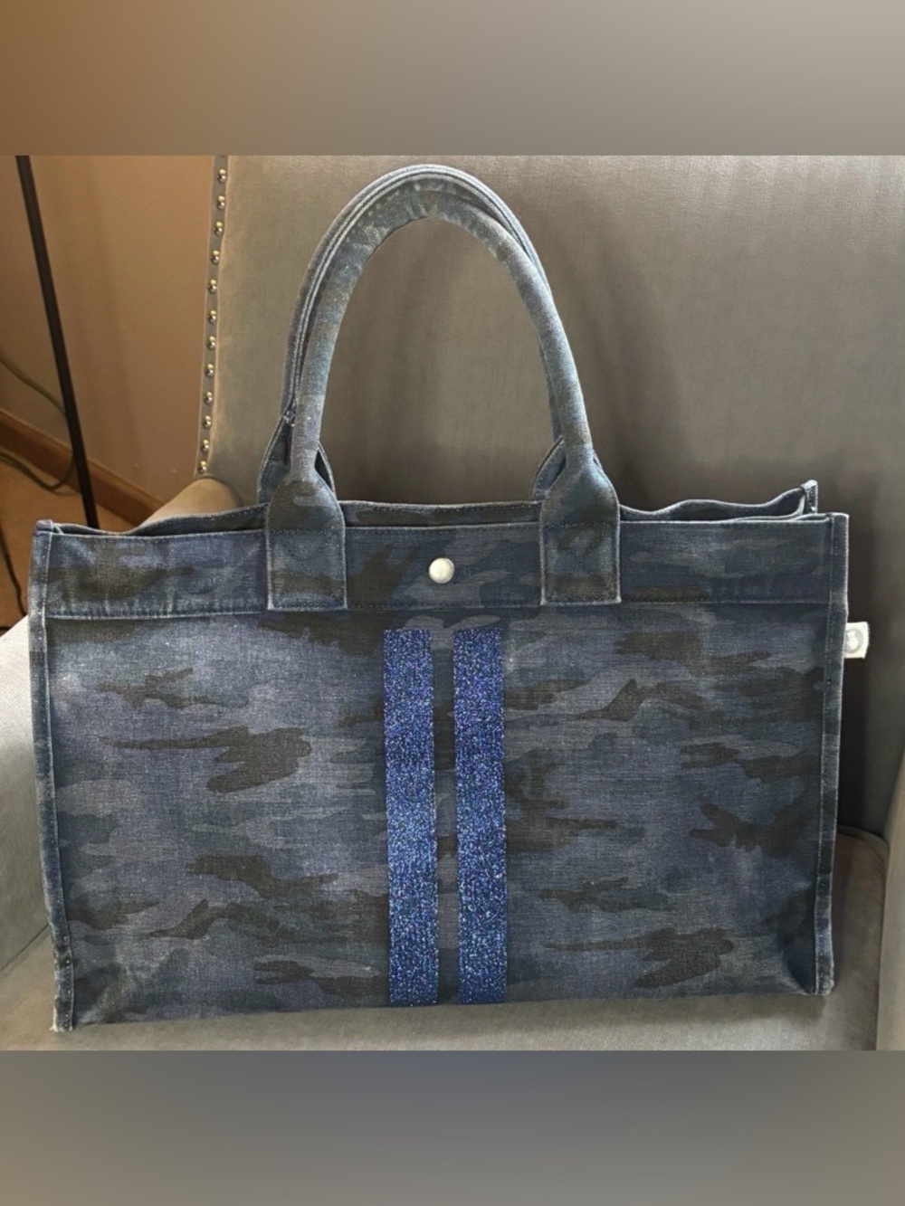 Koala Kanvas Blue Denim Camo Large Tote with Blue Glitter Front Stripes! ๐GUC๐ - Picture 2 of 16